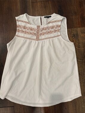 Adrianna Papell White Sleeveless Embroidered Yoke Camisole nwot size L